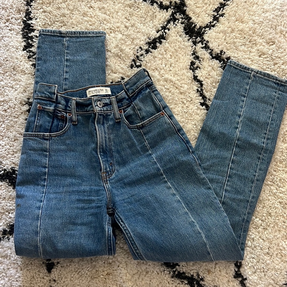Abercrombie Curve love jeans